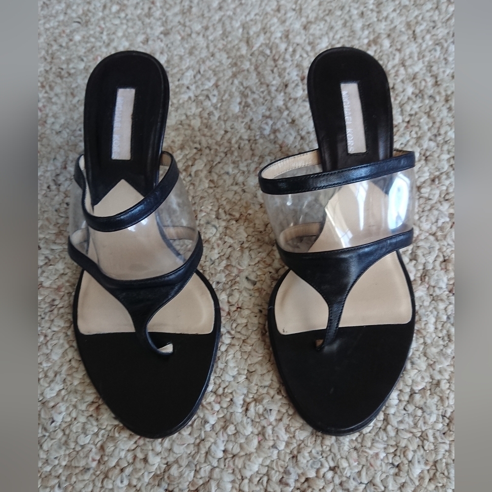 MICHAEL KORS Black Leather thong tantra slide sandals size 5